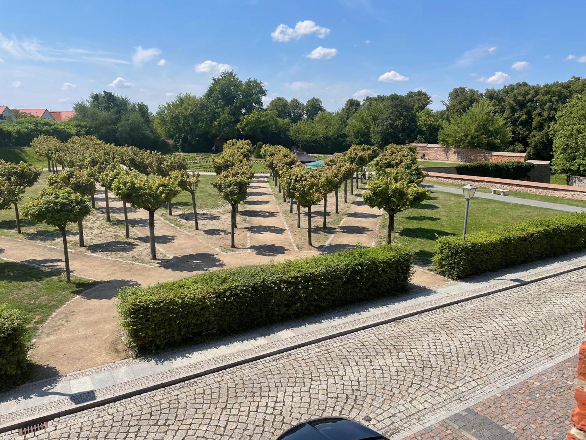 Appartments Zur Schlosswache Delitzsch Exterior foto